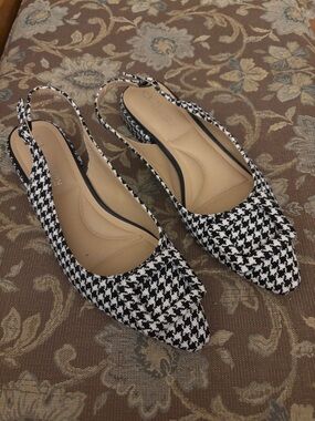 Black and White Houndstooth Slingback Flats